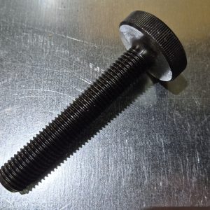 M24 x 2,5 Tırtıllı Başlı (Knurled) Özel Bağlantı Cıvatası